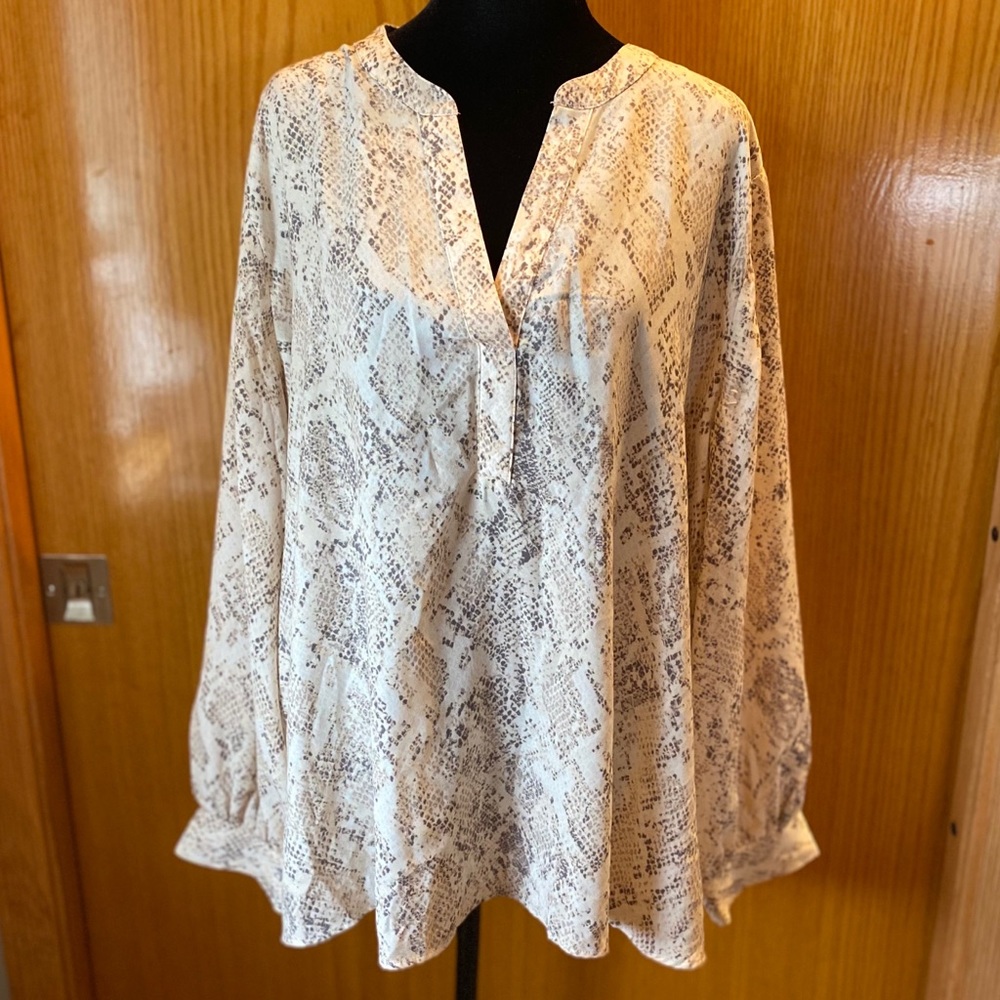 AVA & VIV Snakeskin Top
